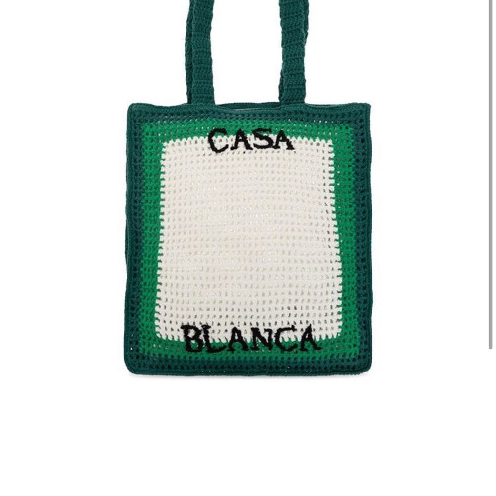 Casa Blanca crochet tote bag